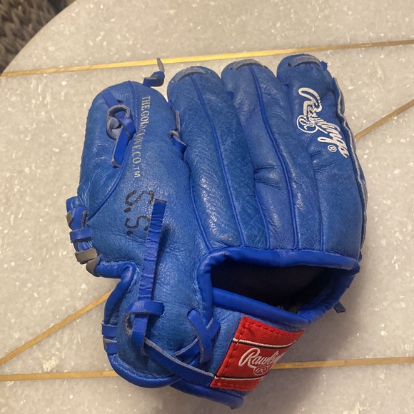 Kids all leather baseball mitt size 91/2 - Picture 3 of 3